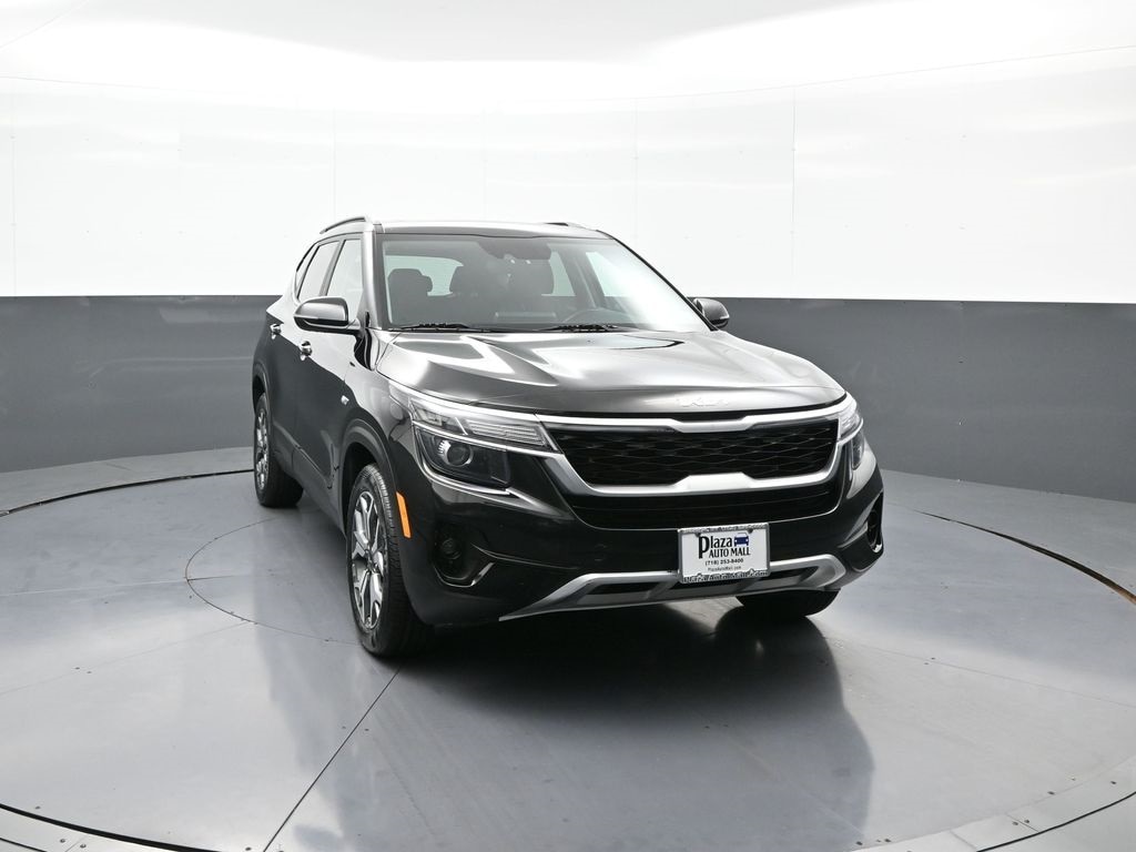 Certified 2023 Kia Seltos EX SUV