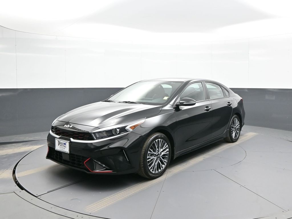 Certified 2023 Kia Forte GT-Line Sedan