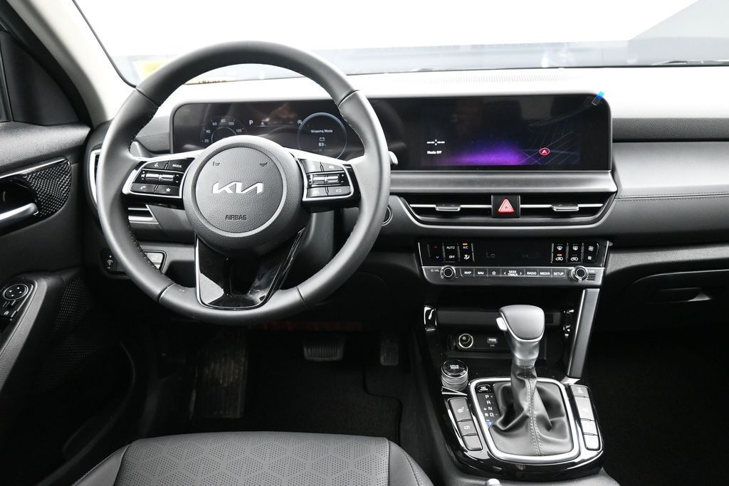 2026 Kia Seltos EX - Photo 18