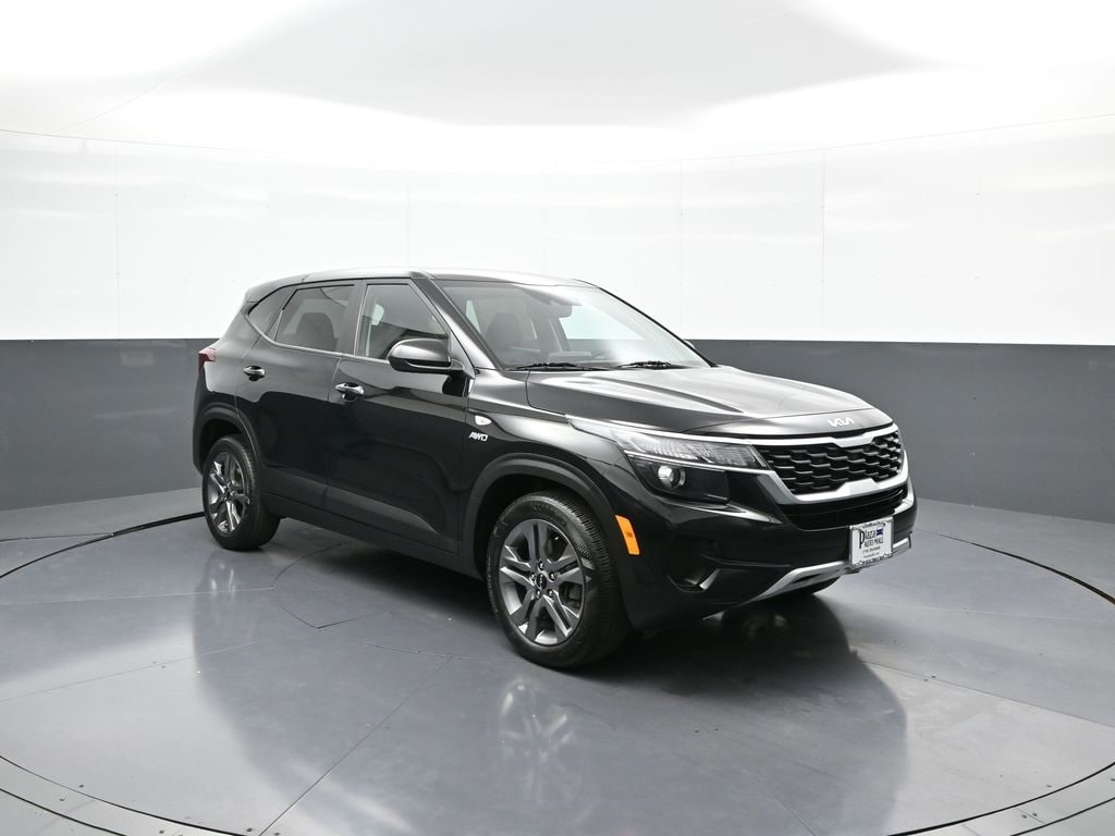 Certified 2023 Kia Seltos LX SUV