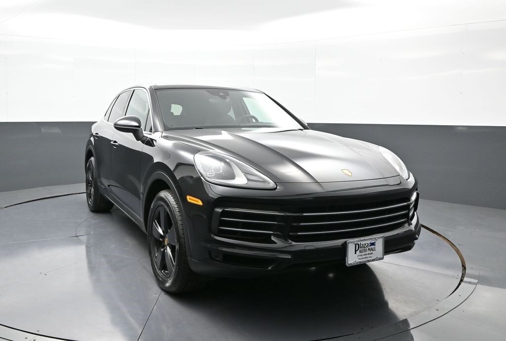 2019 Porsche Cayenne Base photo 3