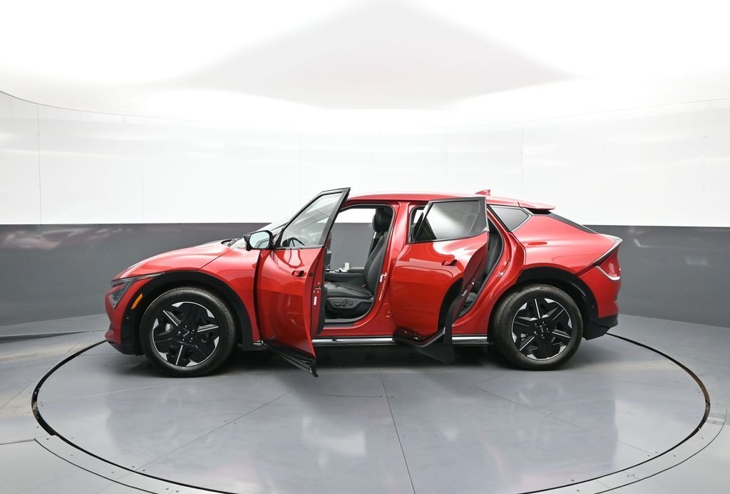 2025 Kia EV6 Wind - Photo 42