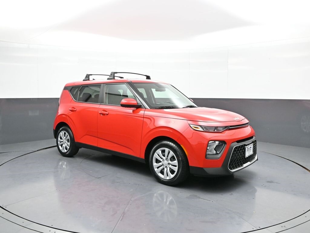 2022 Kia Soul LX photo 3