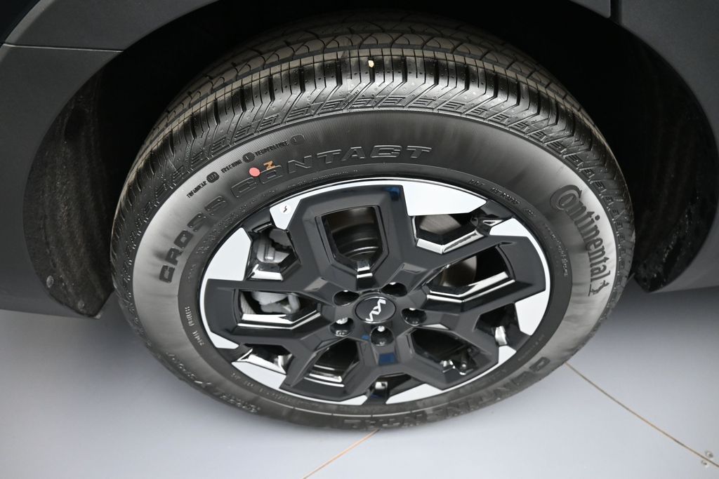 2026 Kia Sorento S - Photo 12