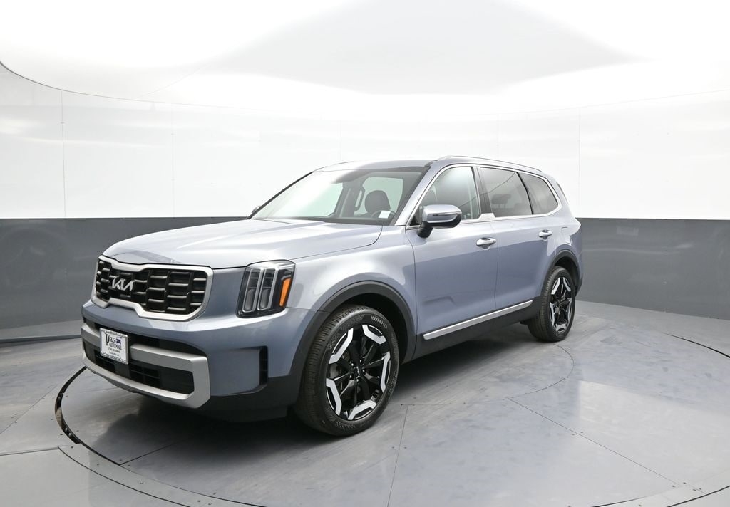 2023 Kia Telluride S's photo