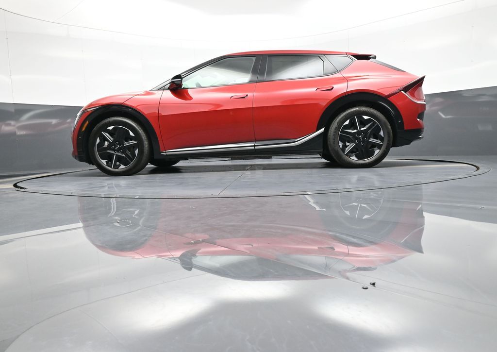 2025 Kia EV6 Wind - Photo 32