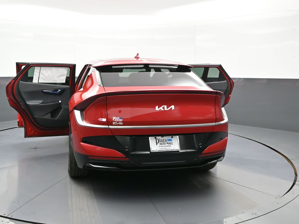 2025 Kia EV6 Wind - Photo 46
