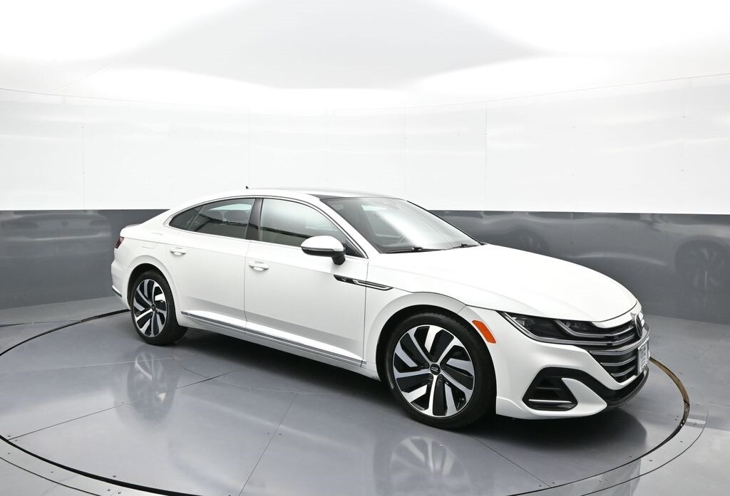 2022 Volkswagen Arteon SEL R-Line photo 4