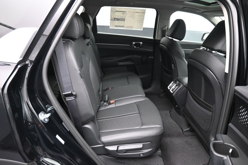 2026 Kia Sorento S - Photo 25