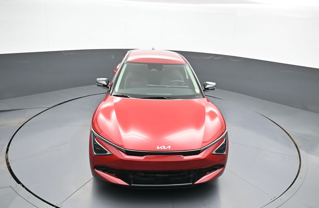 2025 Kia EV6 Wind - Photo 34