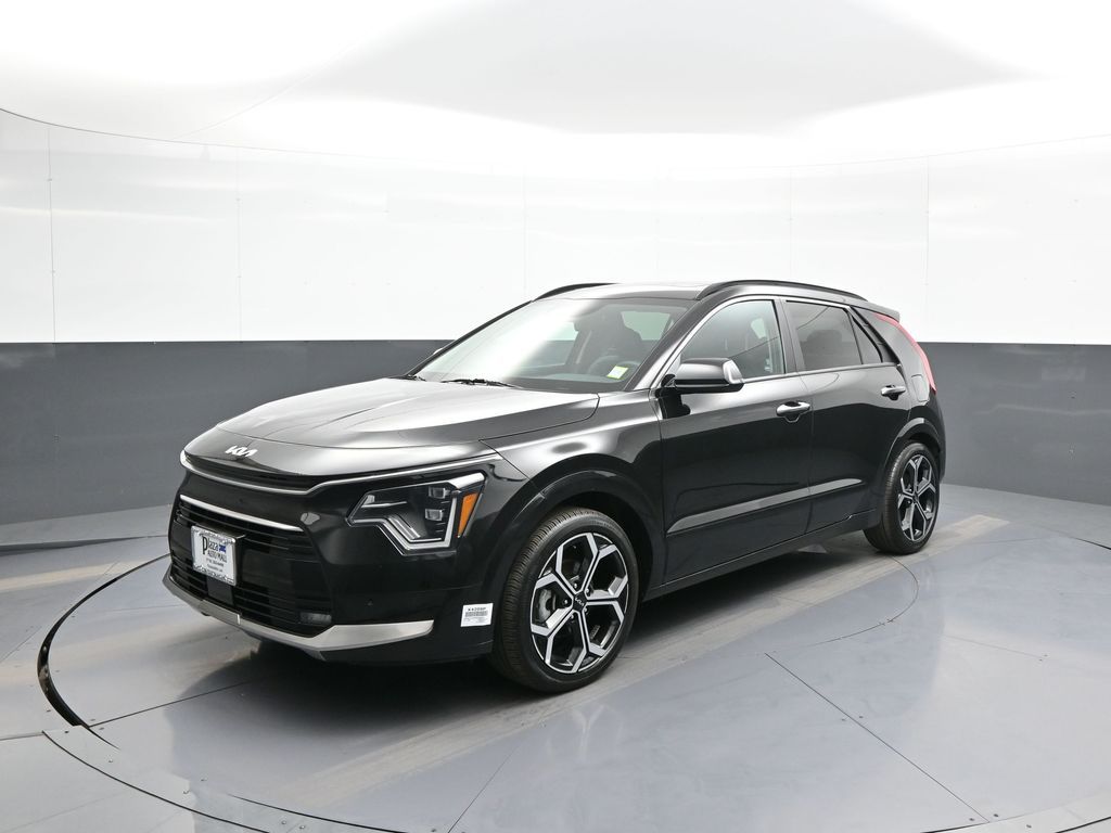 2023 Kia Niro SX Touring HEV's photo