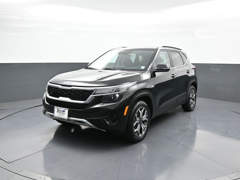 Certified 2023 Kia Seltos EX SUV