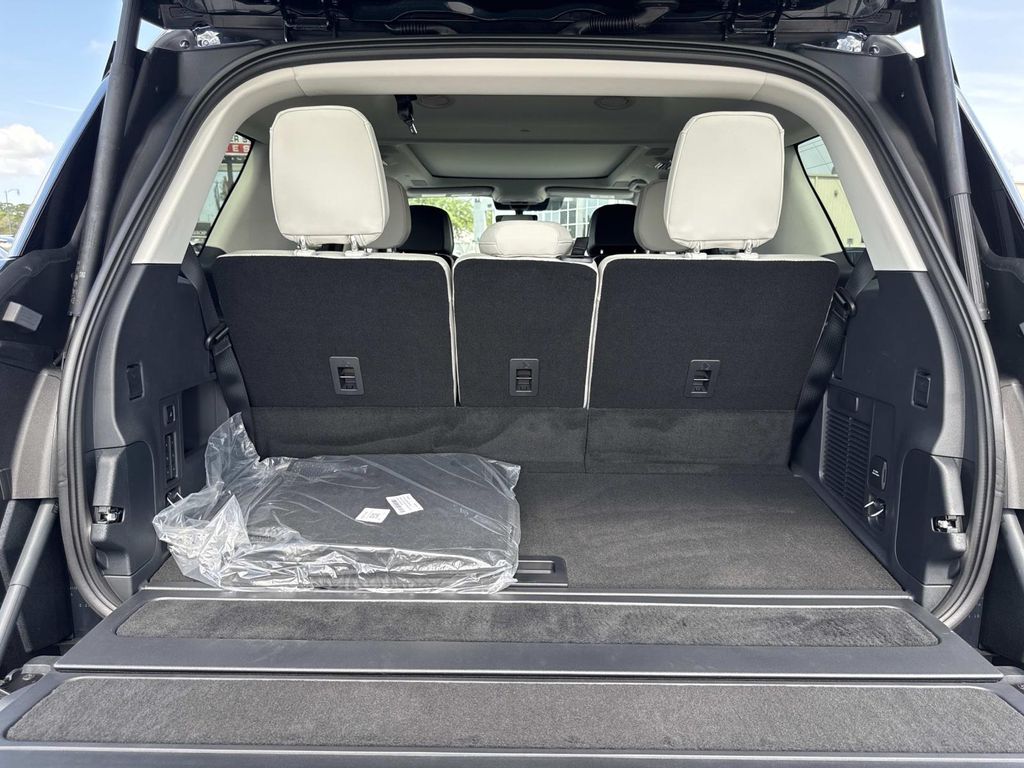 2026 Lincoln Navigator Reserve - Photo 11