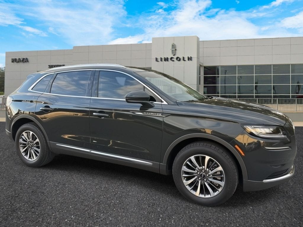 2023 Lincoln Nautilus Base's photo