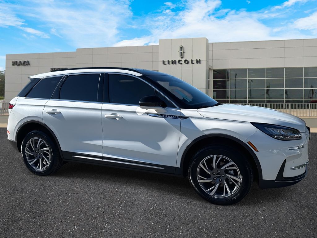 2025 Lincoln Corsair Premiere's photo