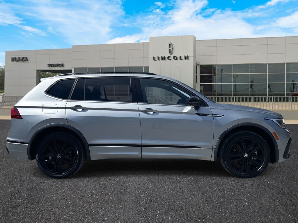 Used 2022 Volkswagen Tiguan 2.0T SE R-Line Black SUV