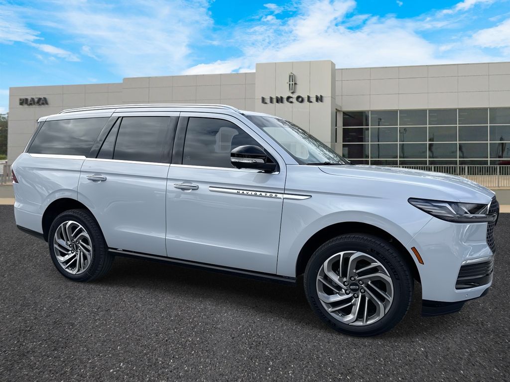 2025 Lincoln Navigator Reserve's photo