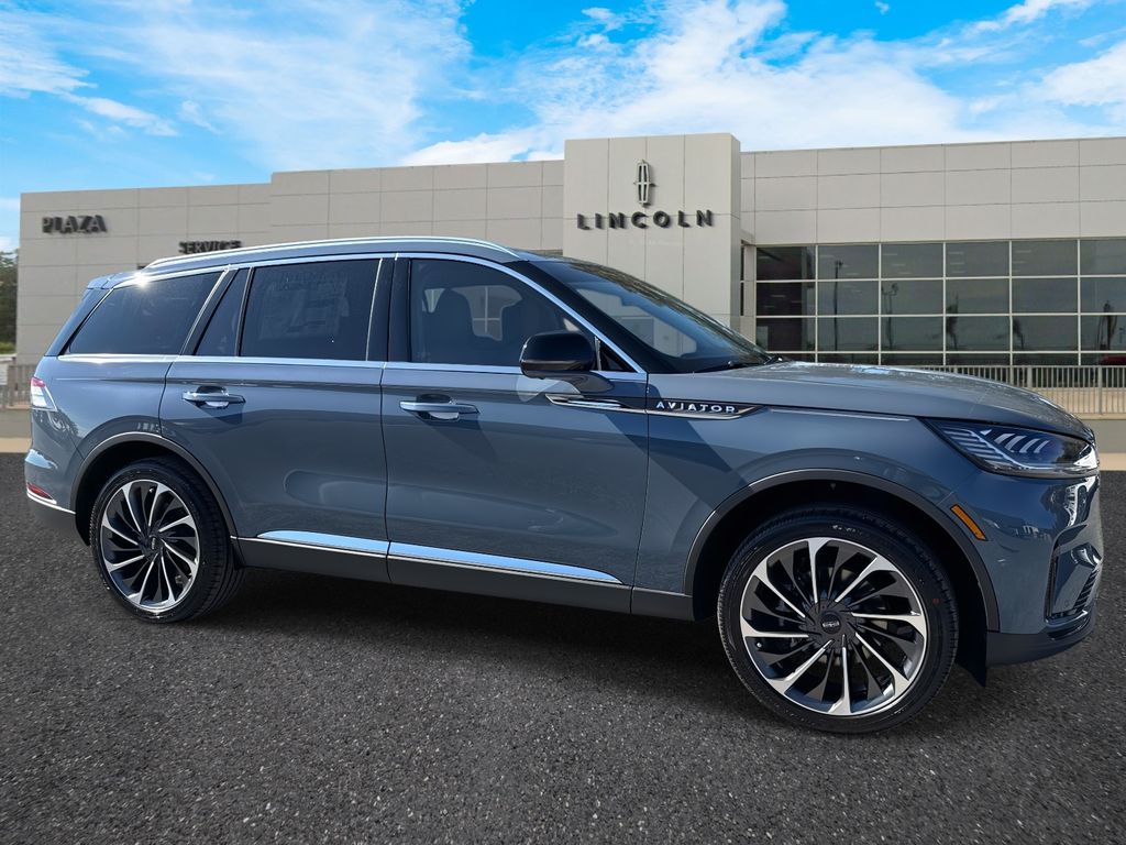 2026 Lincoln Aviator Reserve's photo