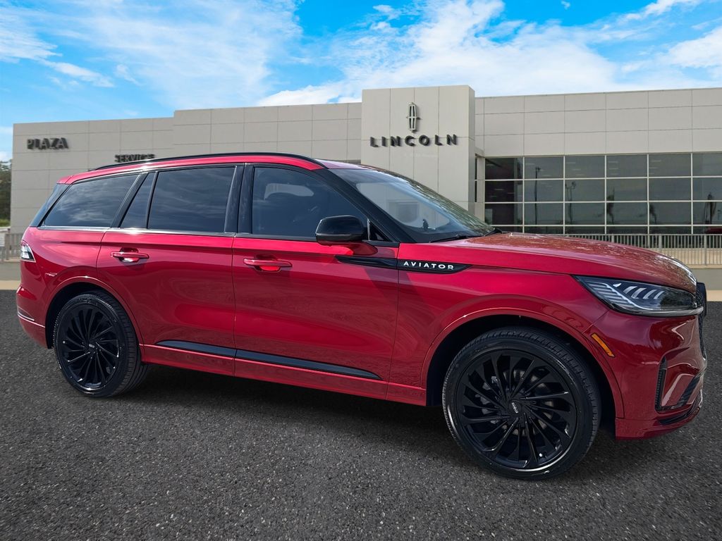 2025 Lincoln Aviator Reserve's photo
