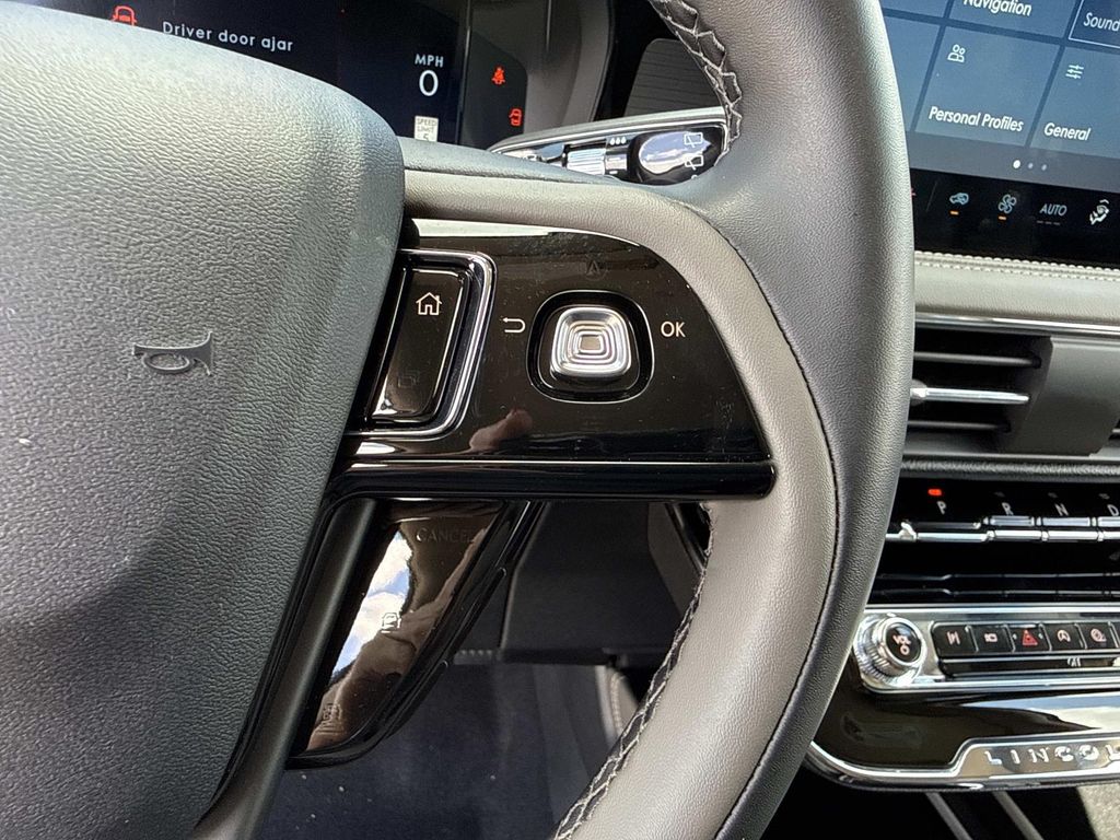 2026 Lincoln Corsair Premiere - Photo 29