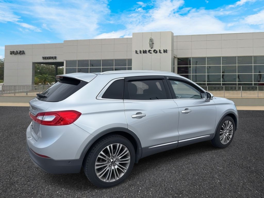 2018 Lincoln MKX Reserve photo 3