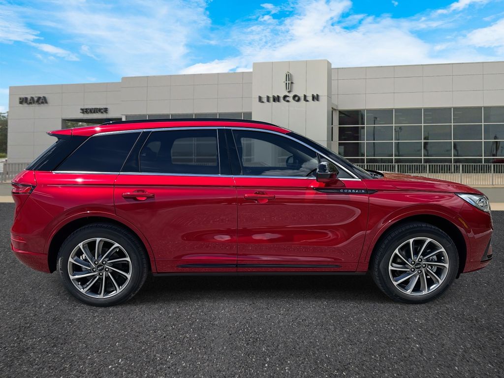 2025 Lincoln Corsair Grand Touring photo 2