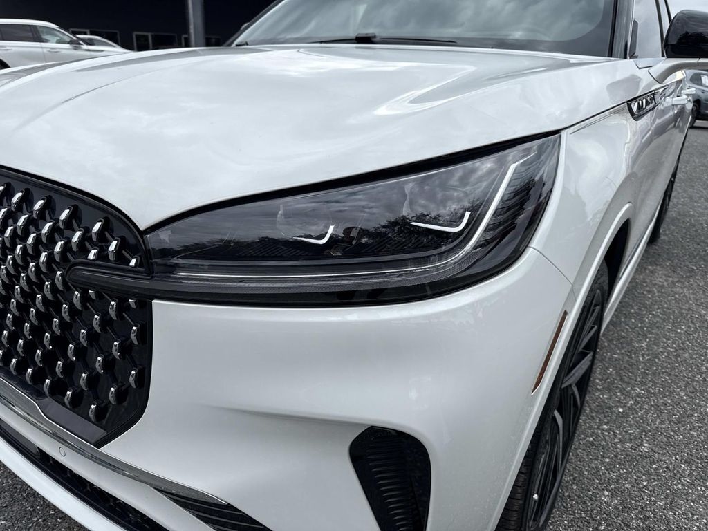 2025 Lincoln Aviator Black Label - Photo 9