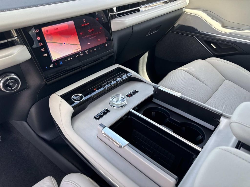 2026 Lincoln Navigator Reserve - Photo 27