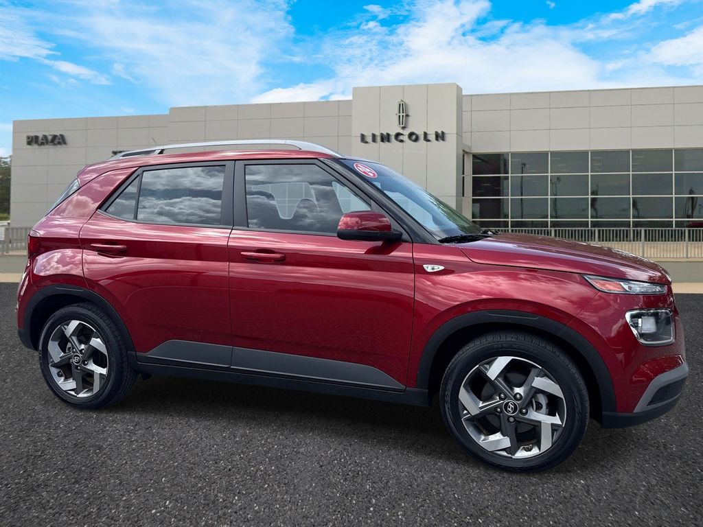 2024 Hyundai Venue SEL