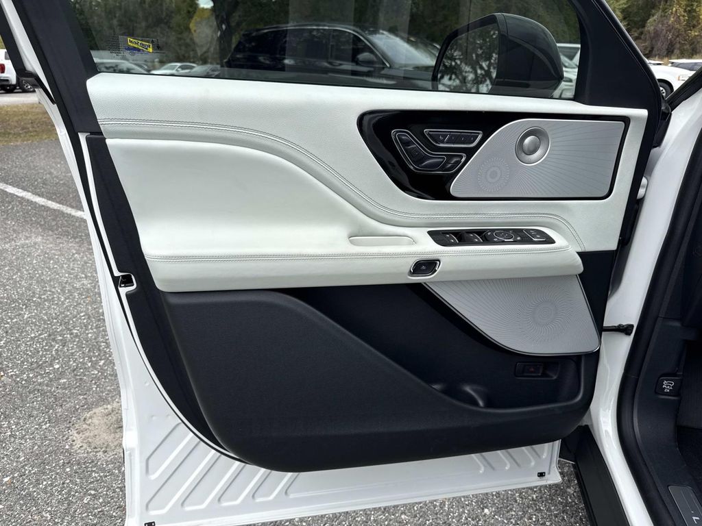 2025 Lincoln Aviator Black Label - Photo 19