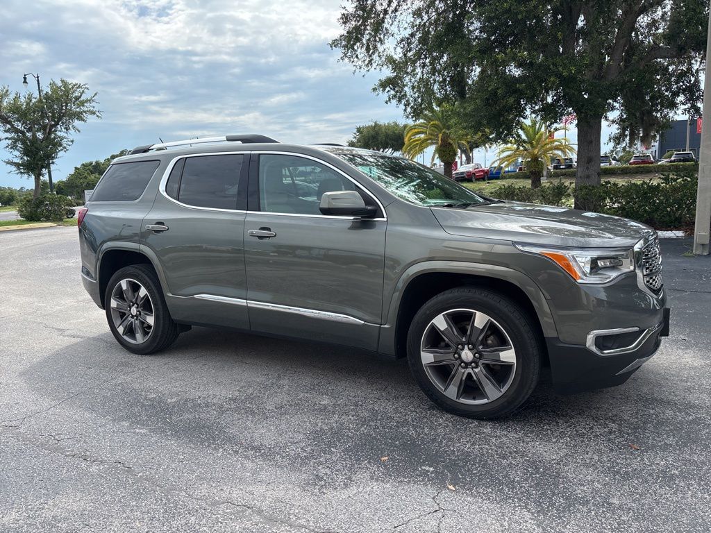 2017 GMC Acadia Denali AWD's photo
