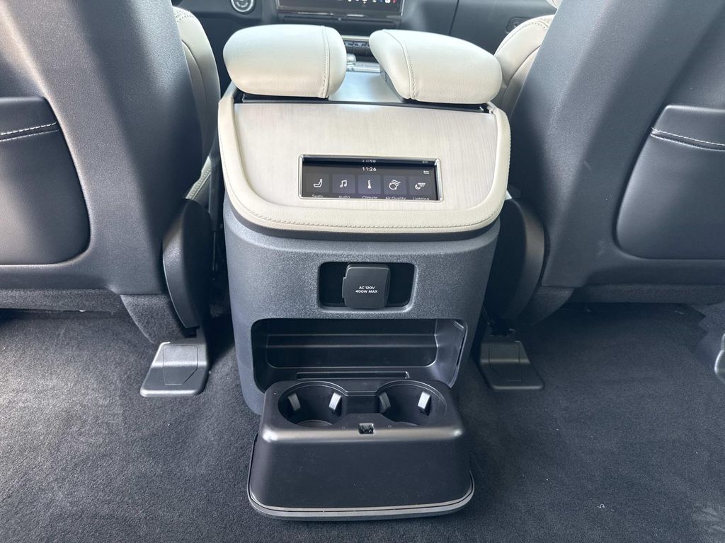 2026 Lincoln Navigator Reserve - Photo 17