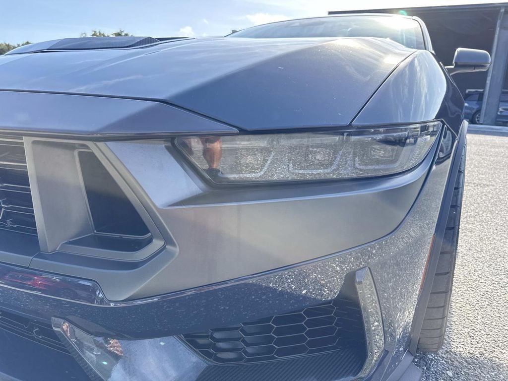 2025 Ford Mustang Dark Horse - Photo 9