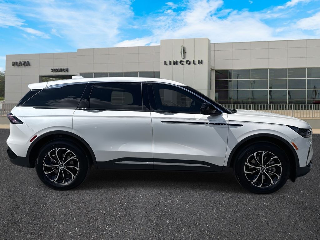 New 2025 Lincoln Nautilus Premiere SUV