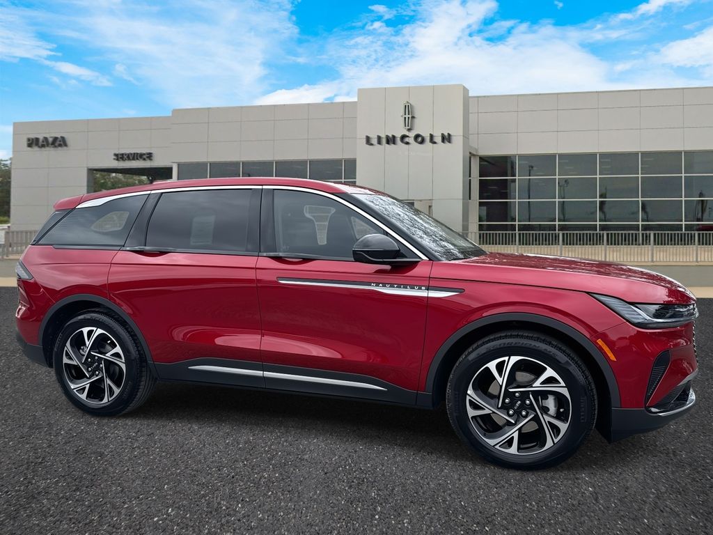 2026 Lincoln Nautilus Premiere's photo