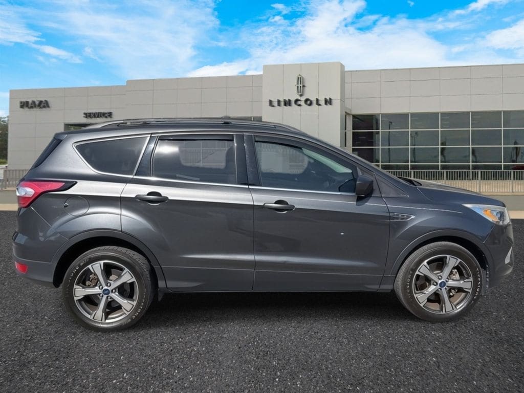 Used 2017 Ford Escape SE SUV