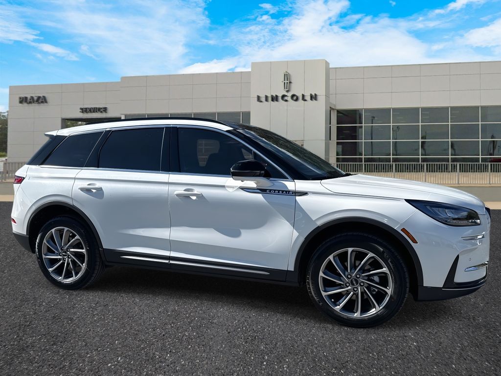 2026 Lincoln Corsair Premiere's photo