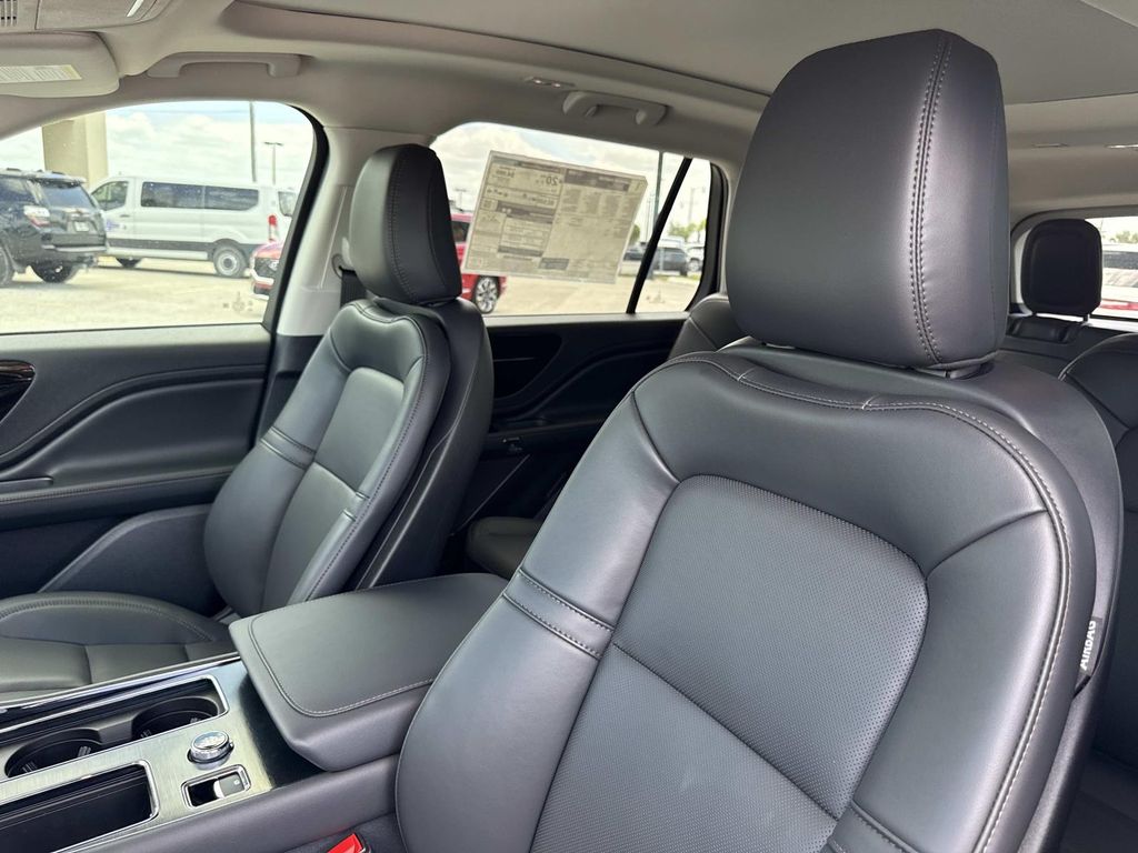 2026 Lincoln Aviator Premiere - Photo 21
