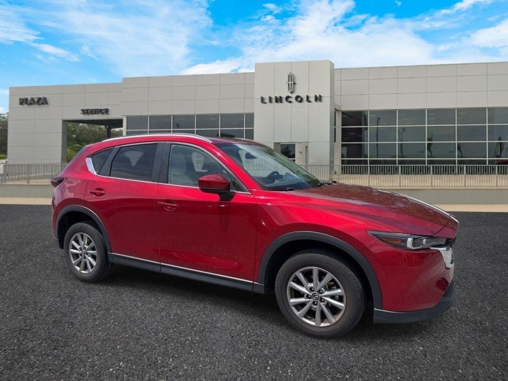 2022 Mazda CX-5 S Preferred package