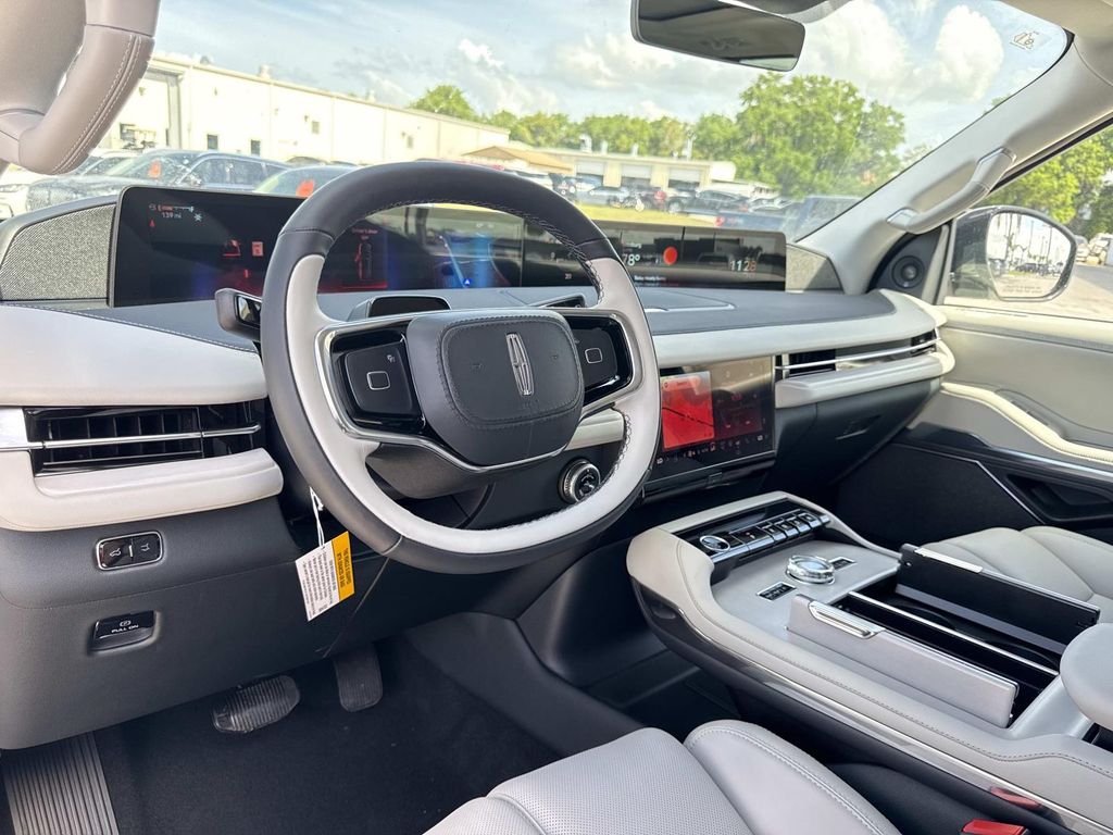 2026 Lincoln Navigator Reserve - Photo 35