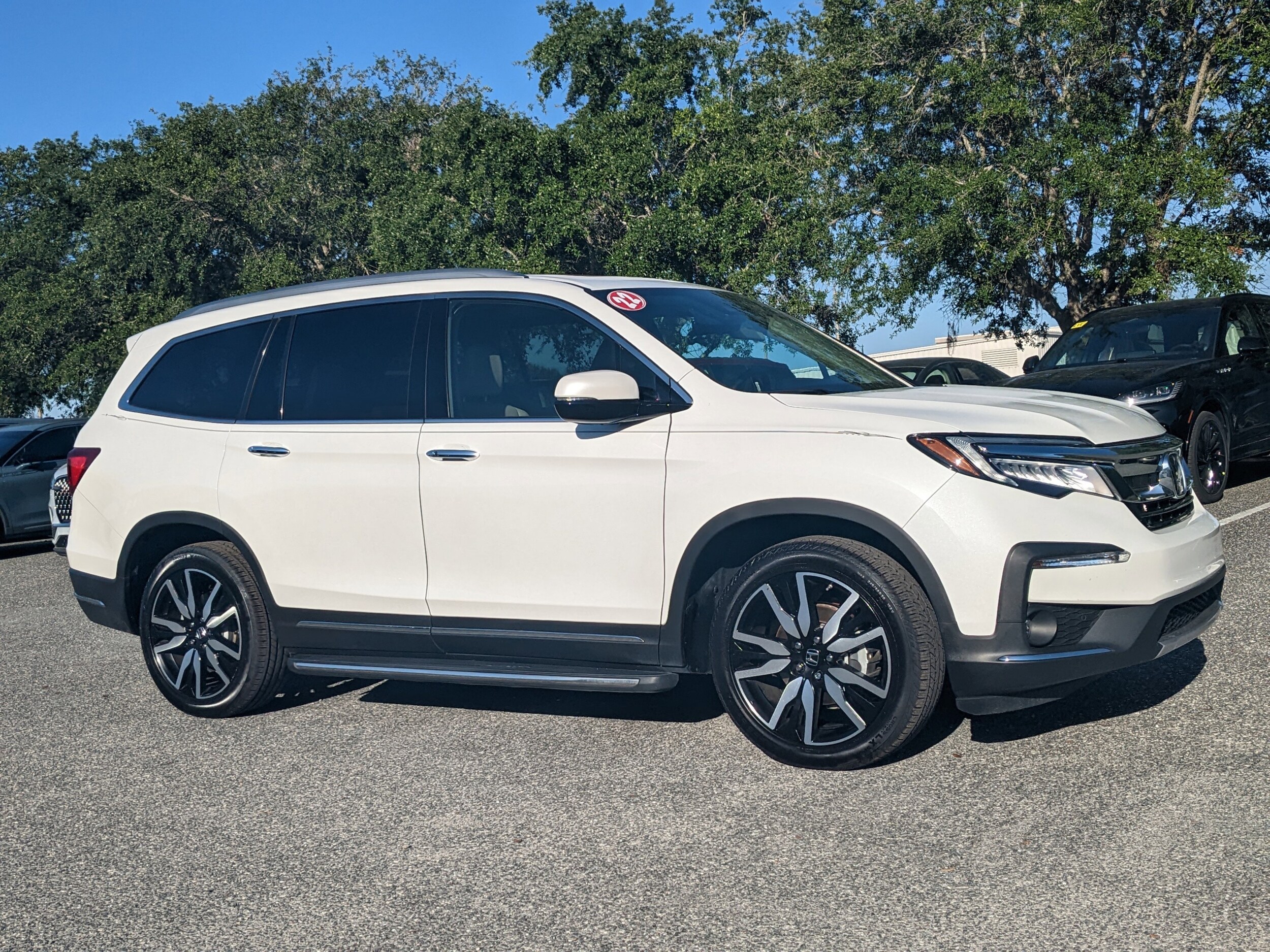 Used 2022 Honda Pilot Touring with VIN 5FNYF5H91NB005475 for sale in Leesburg, FL