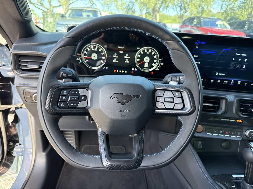 2025 Ford Mustang Dark Horse - Photo 20