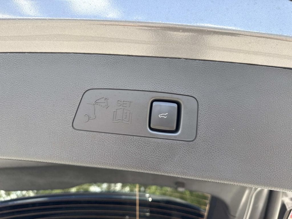 2026 Lincoln Corsair Premiere - Photo 12