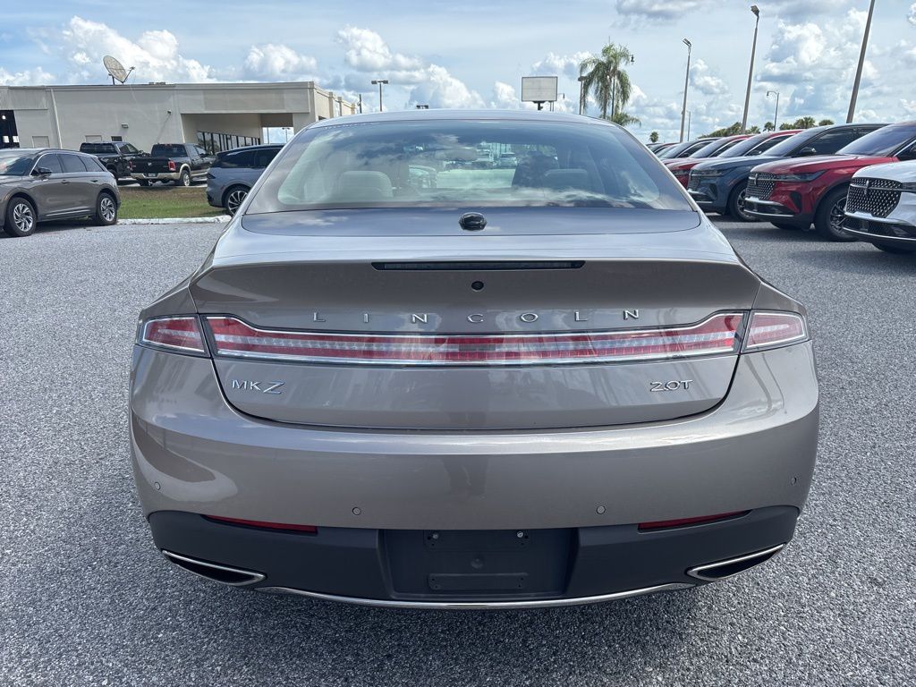 2018 Lincoln MKZ Reserve photo 3