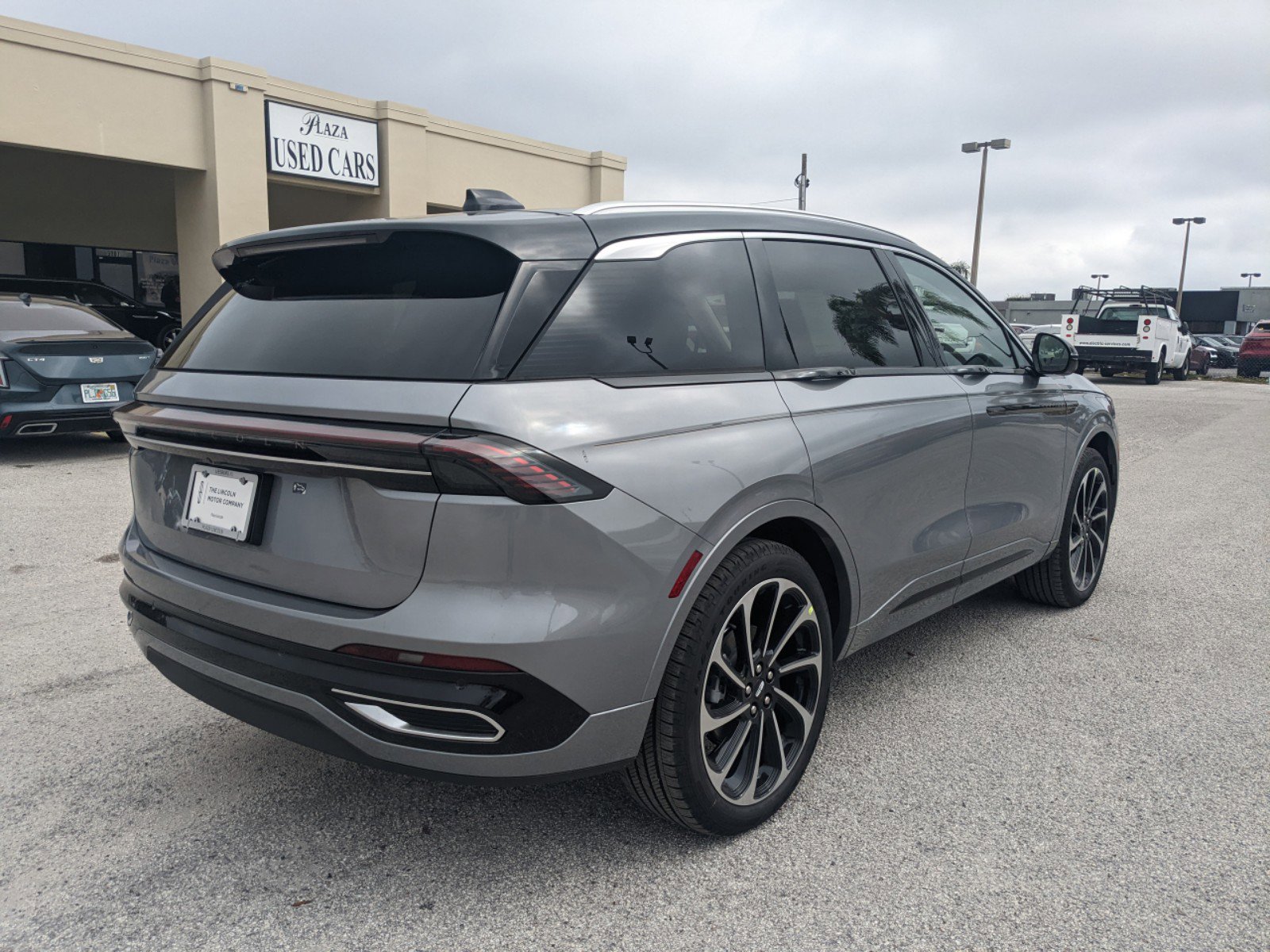 2025 Lincoln Nautilus Black Label photo 4