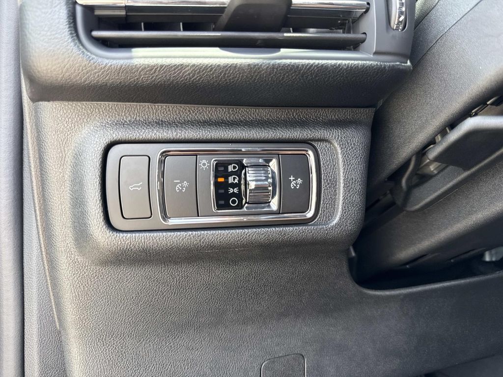 2026 Lincoln Corsair Premiere - Photo 31
