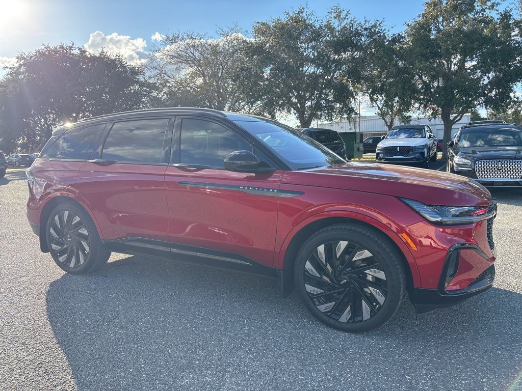 2024 Lincoln Nautilus Reserve's photo