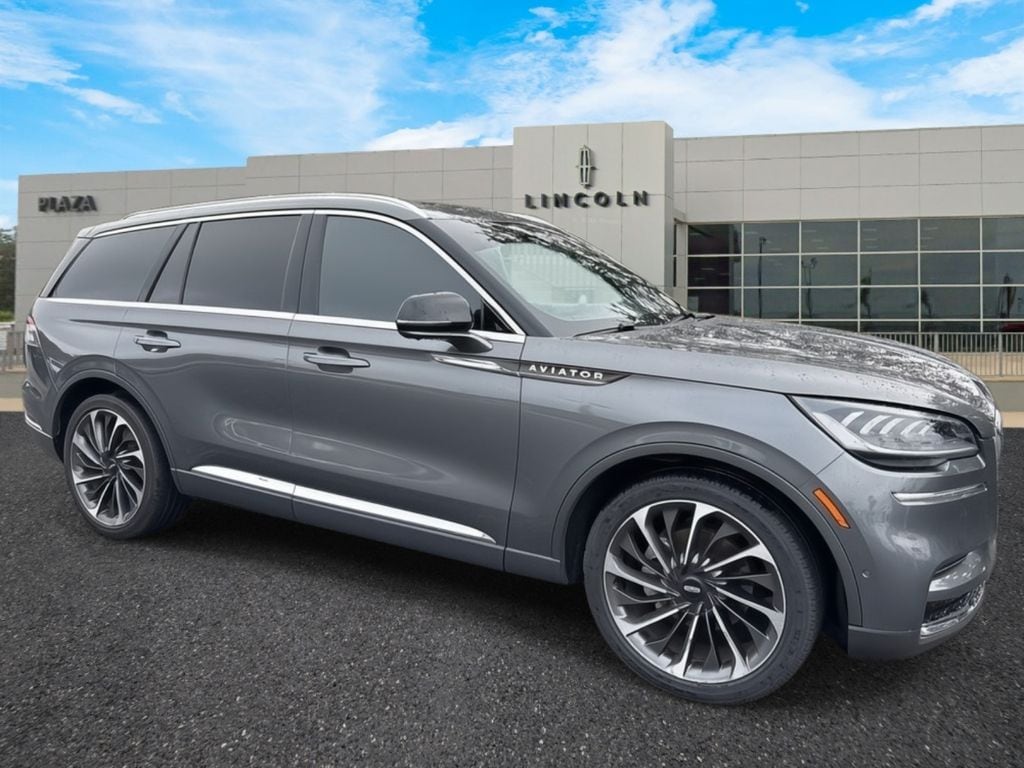 2023 Lincoln Aviator Reserve's photo