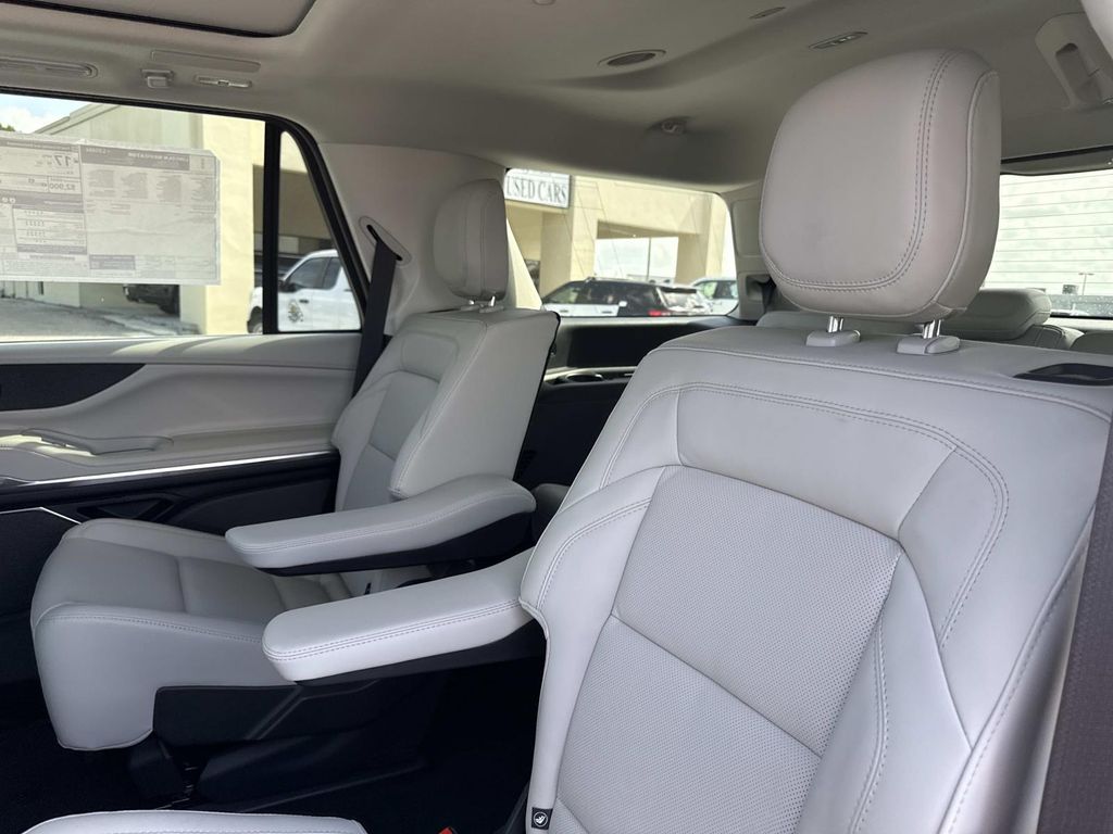 2026 Lincoln Navigator Reserve - Photo 15