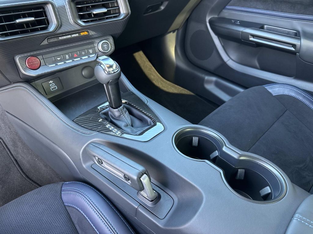 2025 Ford Mustang Dark Horse - Photo 19